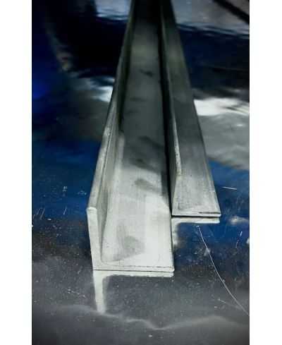 Nierdzewny kątownik 100x100x10 [mm]