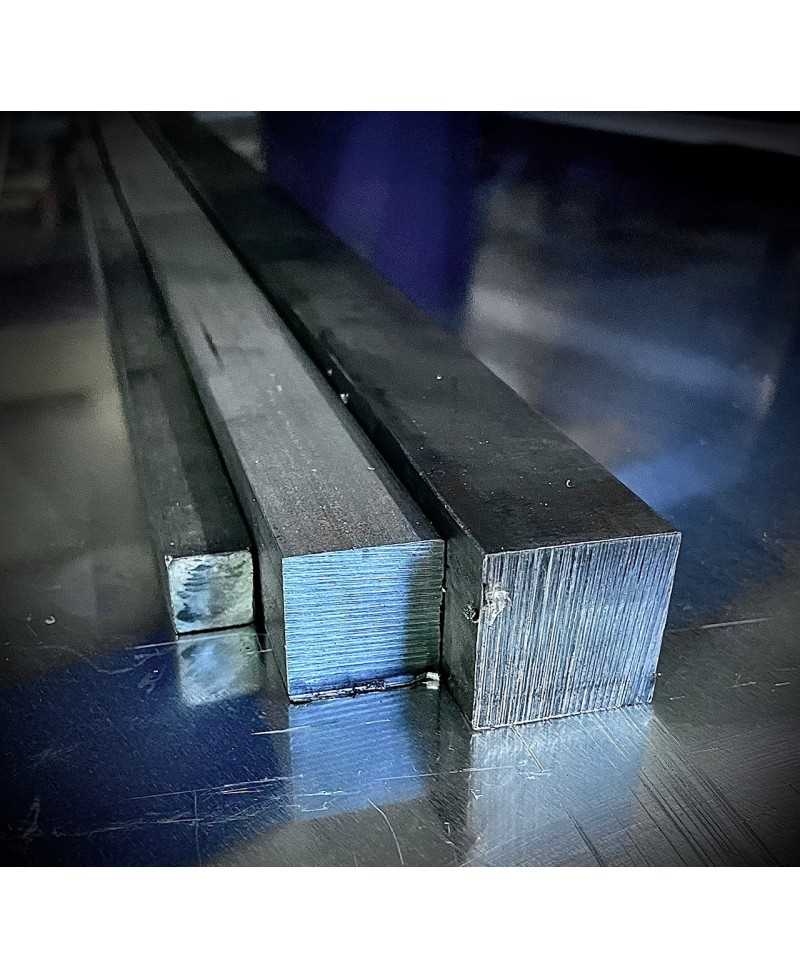 Nierdzewny pręt kwadratowy 40x40 mm