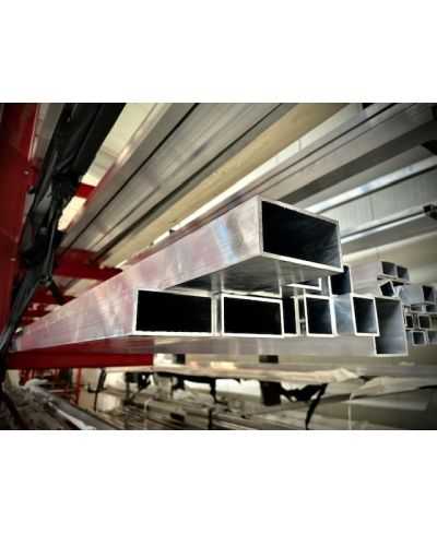 Profil aluminiowy 80x20x1,5 mm